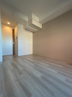 アドバンス江坂ラシュレの洋室|ゆったりした洋室です