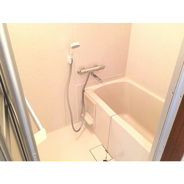 コトブキケイハイツの浴室