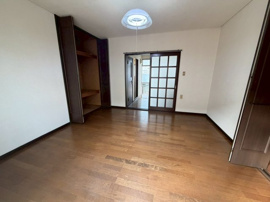 きれいな洋室です