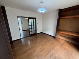 広々とした洋室です