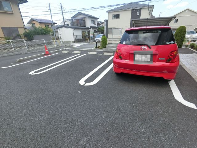 【駐車場】