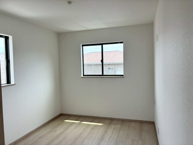 【洋室】 | 清水町伏見409番 新築建売分譲住宅 建物＋土地 TW05911 | 清水町伏見D号棟　洋室6.5帖 ※令和8年5月19日撮影写真