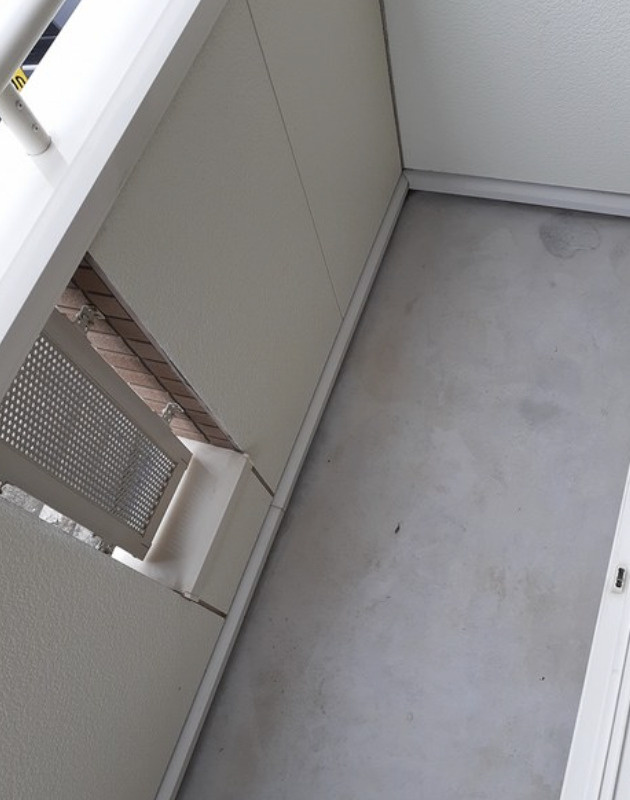 茜のバルコニー