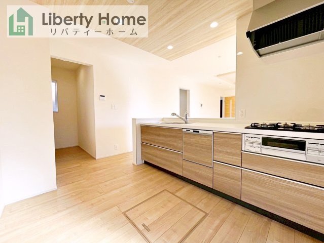 水戸市堀町3期　新築戸建のキッチン