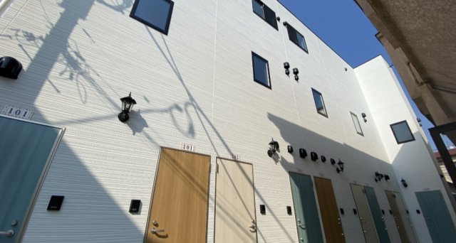 ソルナクレイシア東中野の外観