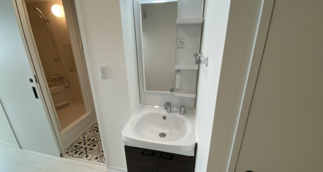 ソルナクレイシア東中野の独立洗面台