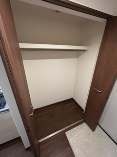 プルメリア江坂の収納|こまごまとしたものを収納できそうですね