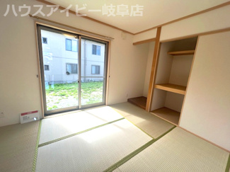 【和室】 | 瑞穂市古橋！築11年中古住宅！敷地広々103坪！お車スペース4台以上可能！南小学校まで徒歩10分！ | 瑞穂市古橋！築11年中古住宅！敷地広々103坪！お車スペース4台以上可能！南小学校まで徒歩10分！