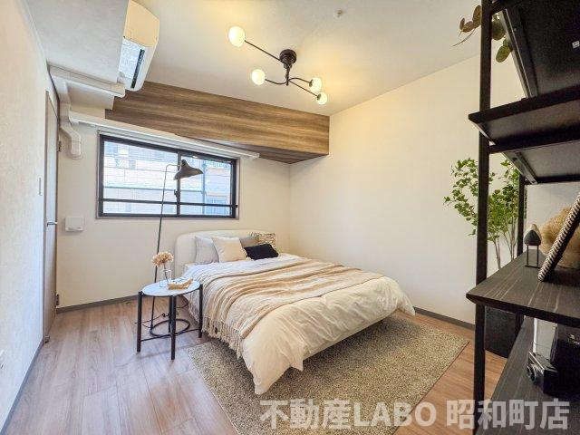 LEGALAND+ABENO SANMEICHOの寝室