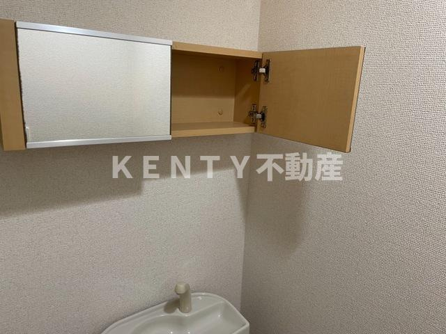 【トイレ】 | Ｂａｇｕｓ Ｔｉｍｅ Ｋ．Ｉ | 落ち着いた色調のトイレです