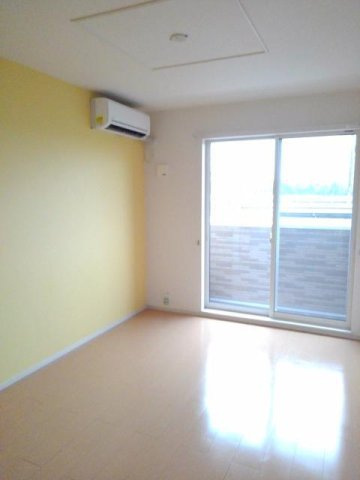 ハピネス・Ⅱの居間・リビング|おしゃれなリビングです