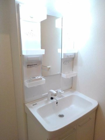 ハピネス・Ⅱの洗面所|スペースが確保できる洗面所です