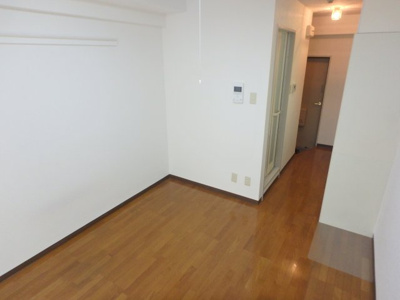 【寝室】 | シェルプール弐番館 | 使い勝手のいい寝室です