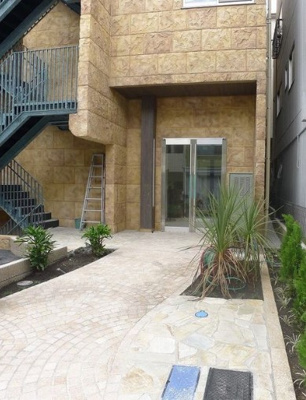 【エントランス】 | haru