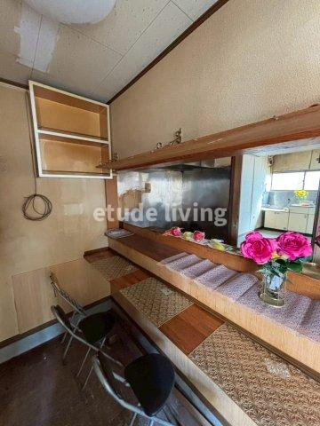 志木市柏町戸建（店舗付き住居）の内装