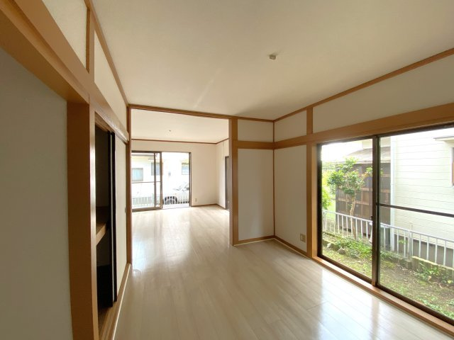 大網白里市木崎1中古戸建の居間・リビング