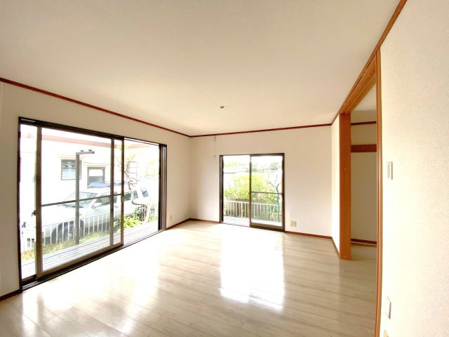 大網白里市木崎1中古戸建の居間・リビング