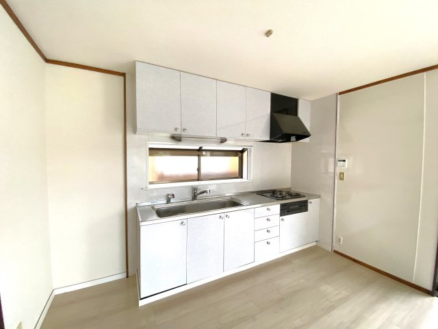 大網白里市木崎1中古戸建のキッチン