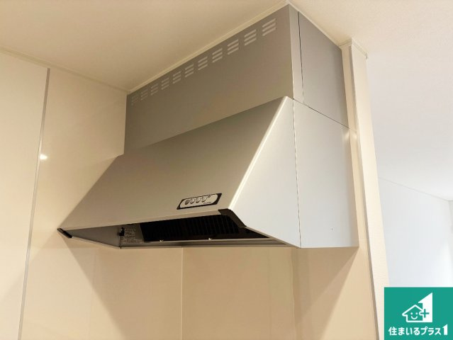 和歌山市鳴神　第４期　新築一戸建ての設備|汚れにくいスロットフィルタでお手入れラクラク！ＬＥＤ照明付き！