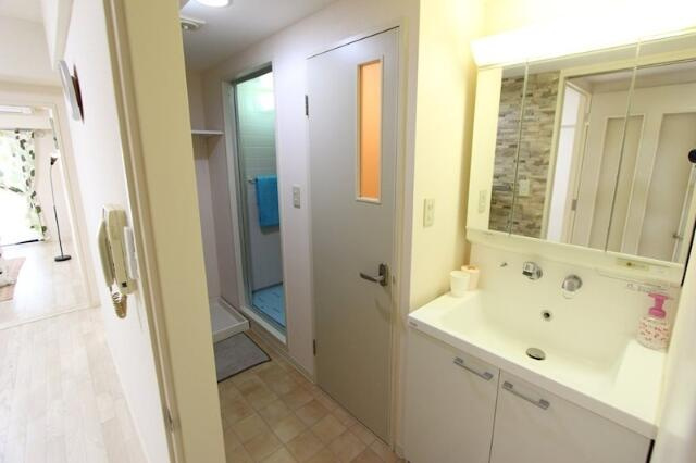 コーポラストマトの独立洗面台|※２０９号室募集時の写真です。