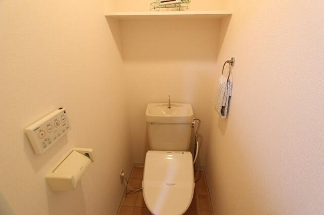 コーポラストマトのトイレ|※２０９号室募集時の写真です。