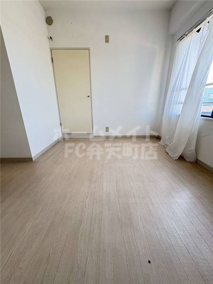 【洋室】 | 八幡屋港友マンション