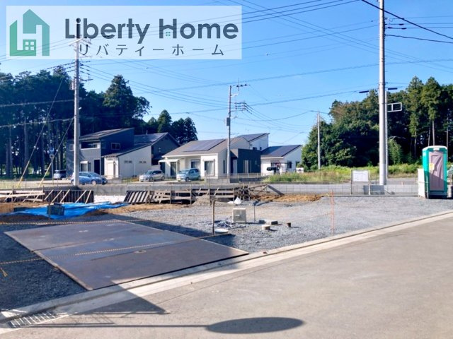 水戸市内原町第12　新築戸建　1号棟の前面道路含む現地写真
