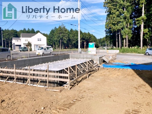 水戸市内原町第12　新築戸建　1号棟の前面道路含む現地写真