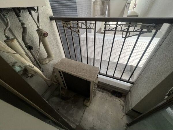 アールユーアイ21のバルコニー