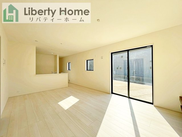 水戸市内原町第12　新築戸建　2号棟の居間・リビング