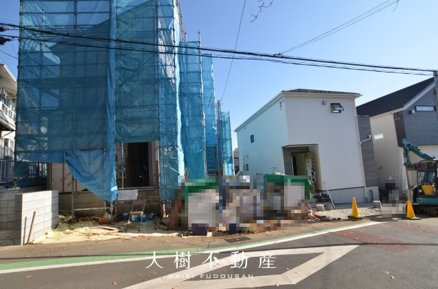 【前面道路含む現地写真】 | 綾瀬市寺尾本町３丁目　新築戸建て　全4棟【仲介手数料無料】 | ※令和7年12月上旬に撮影