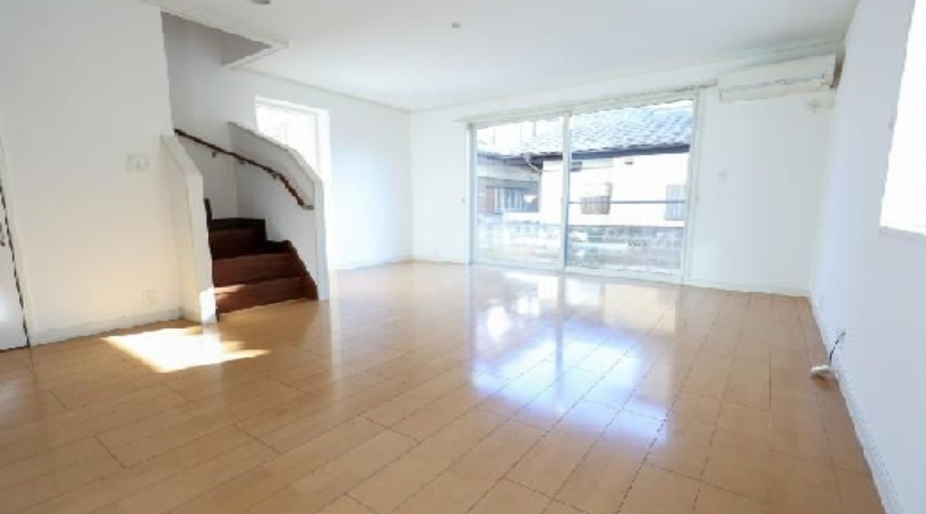 小山市横倉新田　中古戸建の居間・リビング