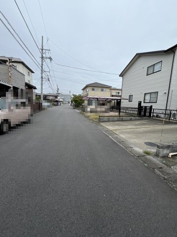 土地　須賀2丁目の前面道路含む現地写真|前面道路　南から
