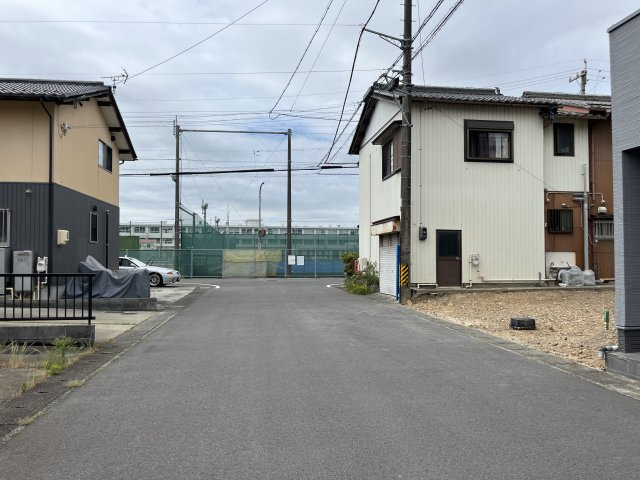 土地　須賀2丁目の前面道路含む現地写真|北から
