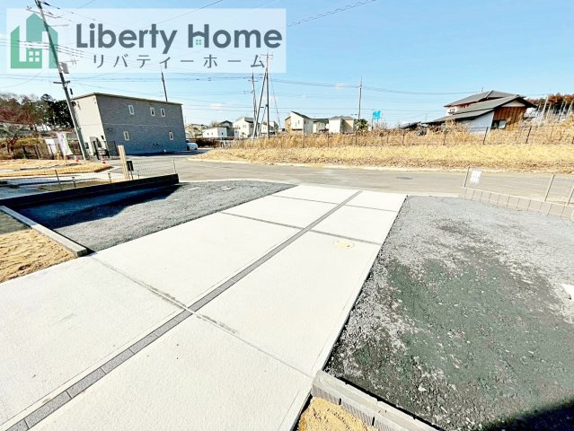 水戸市内原町第12　新築戸建　3号棟の駐車場