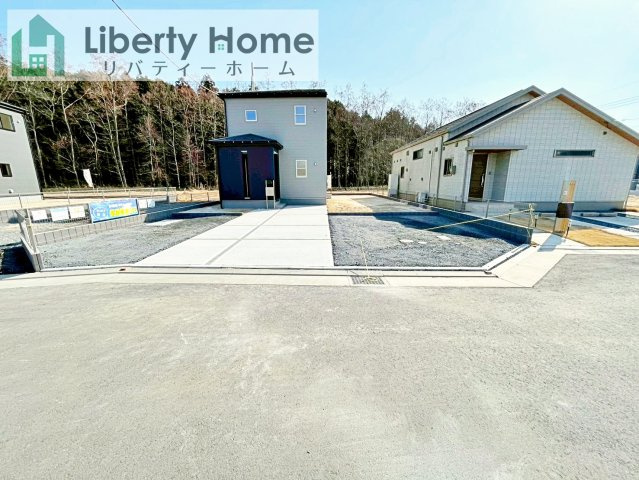 水戸市内原町第12　新築戸建　3号棟の駐車場