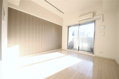 【居間・リビング】 | エスリード阿波座シティーウエスト