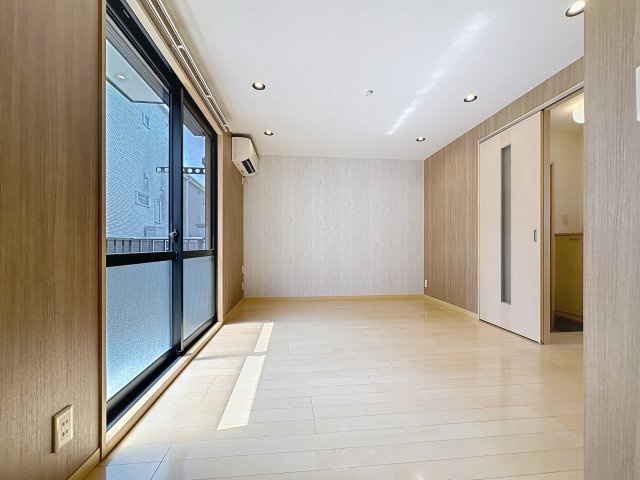 ハイラーク桜ヶ丘Xの居間・リビング