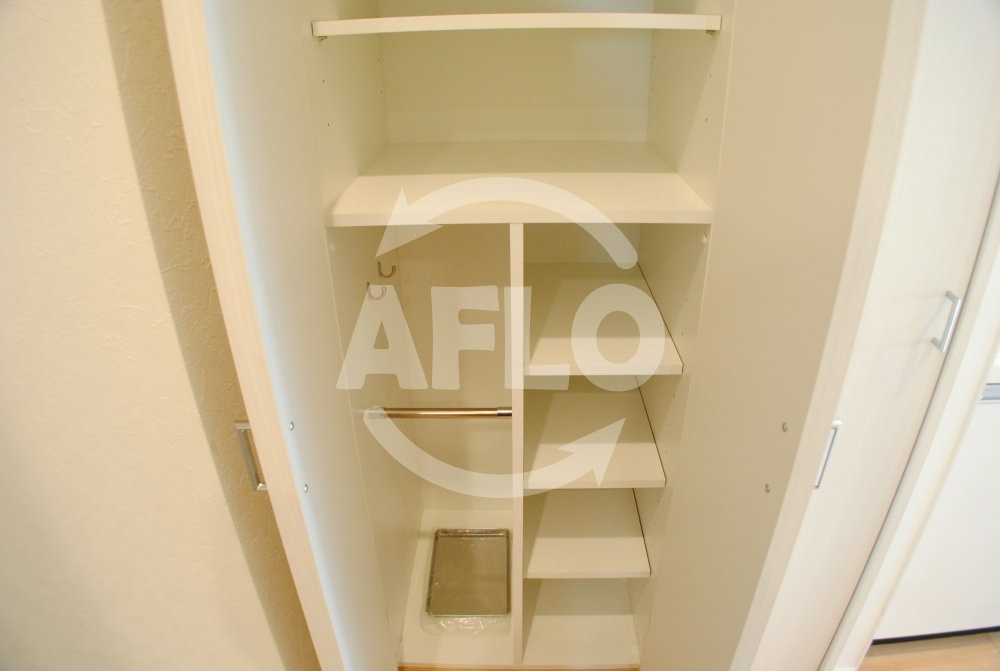 プレサンスNEO中之島公園の玄関|プレサンスNEO中之島公園　下駄箱