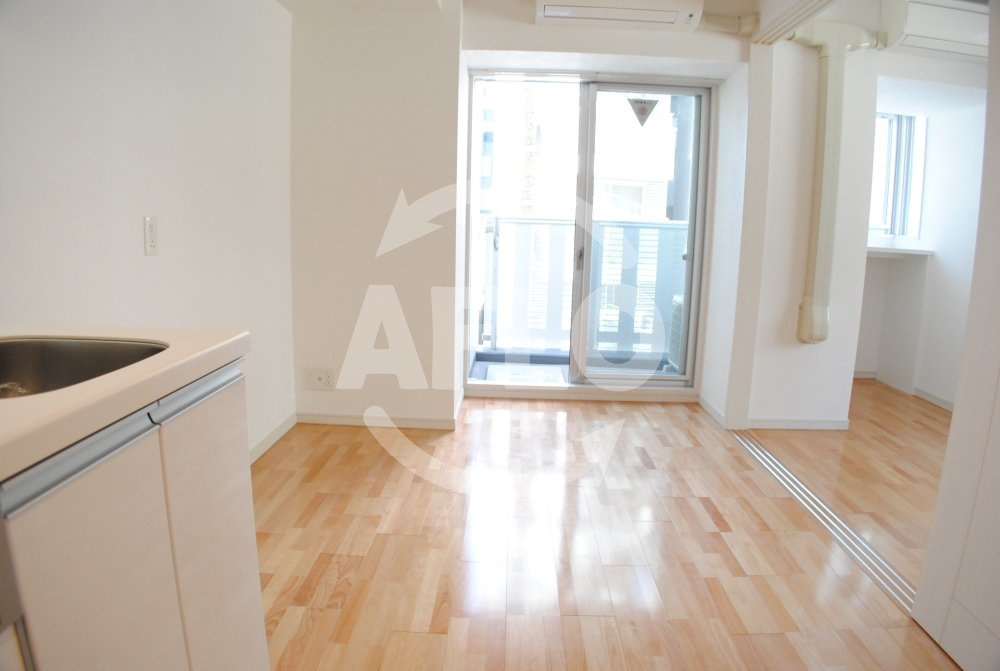 プレサンスNEO中之島公園の居間・リビング|プレサンスNEO中之島公園　洋室