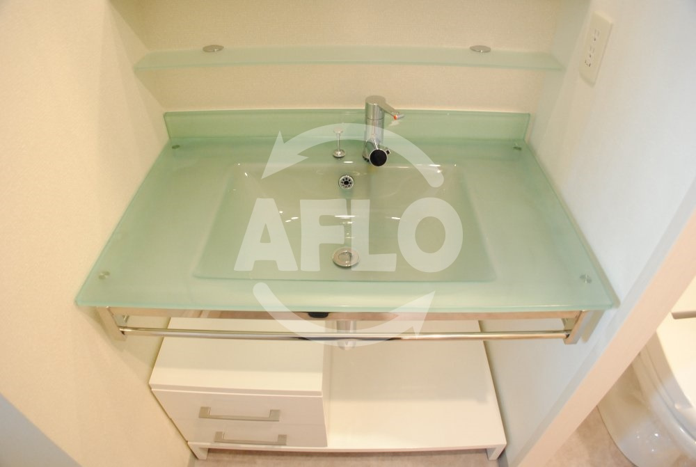 プレサンスNEO中之島公園の独立洗面台|プレサンスNEO中之島公園　独立洗面化粧台