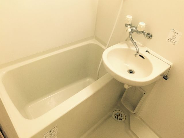 コフレ朝霧の浴室