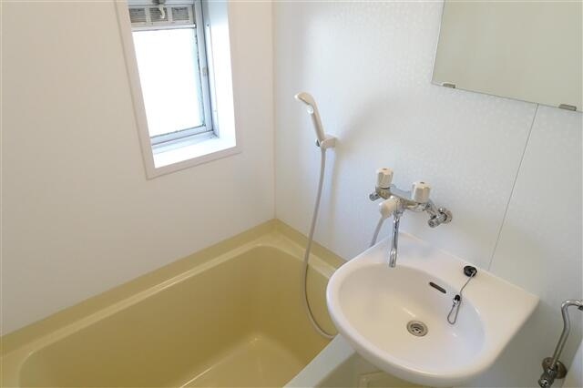 apartment 笹塚３丁目