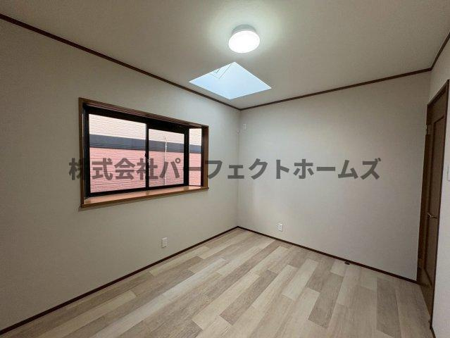 枚方市長尾東町３丁目の中古一戸建の洋室|きれいな洋室です