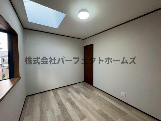 枚方市長尾東町３丁目の中古一戸建の洋室|個人の部屋や寝室として使える洋室です