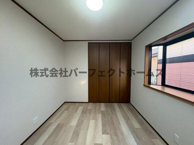 枚方市長尾東町３丁目の中古一戸建の洋室|ゆったりした洋室です