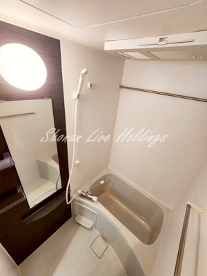 【浴室】 | リブリ・Aquamarine 横須賀 | 浴室乾燥機付き♪