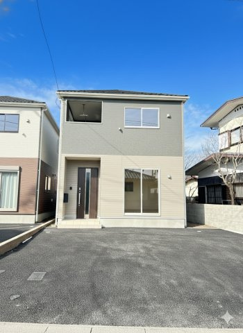 【Cradle garden】宇都宮市今泉町 第5 新築住宅 全2棟の前面道路含む現地写真|〇分譲地〇
小・中学校まで徒歩約11分ですので、子育てファミリーにも大変おすすめです！
他にも徒歩圏内にスーパー、コンビニ、児童公園など生活利便施設が多数ございます☆
※2025年11月撮影