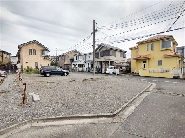 【外観】 | 狭山市広瀬東1丁目　全2区画　A区画 | 南道路で日当たり良好です