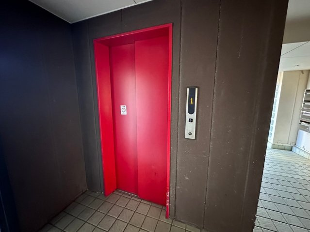 ディオ・ミオのエントランス